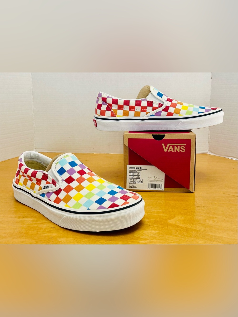 VANS Classic Slip-On Rainbow Checkerboard Unisex M8 W9.5